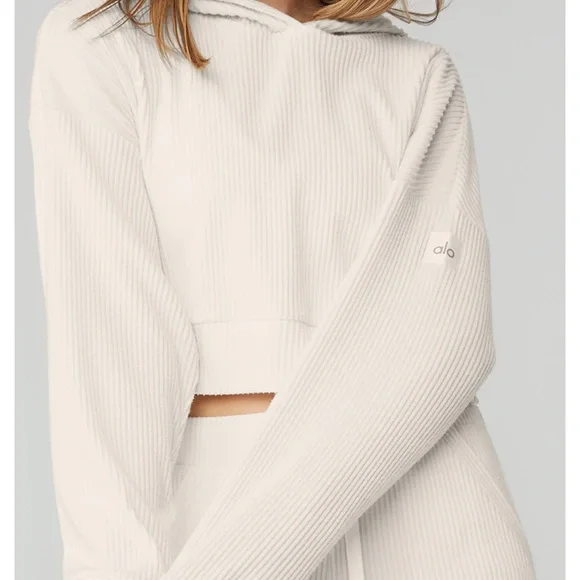 Alo Yoga Muse Hoodie Hooded Women Small Ivory Beige Crop Top Sweater Boxy Top - Picture 2 of 10